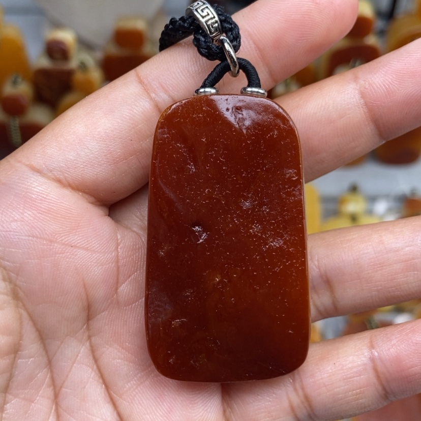 【闪购商品】琥珀颈饰未镶嵌