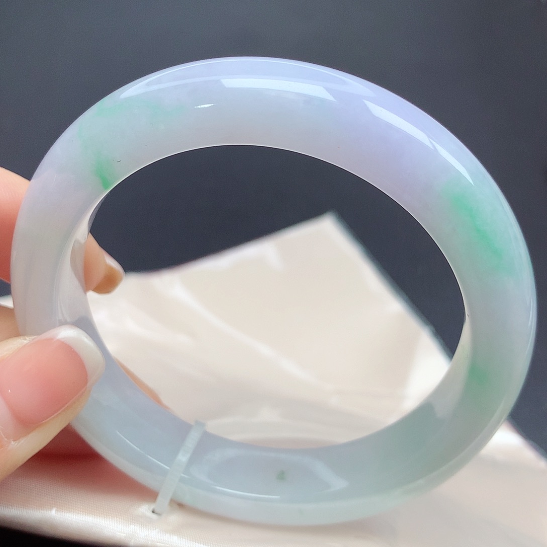 翡翠手镯未镶嵌04n n n n n n n n