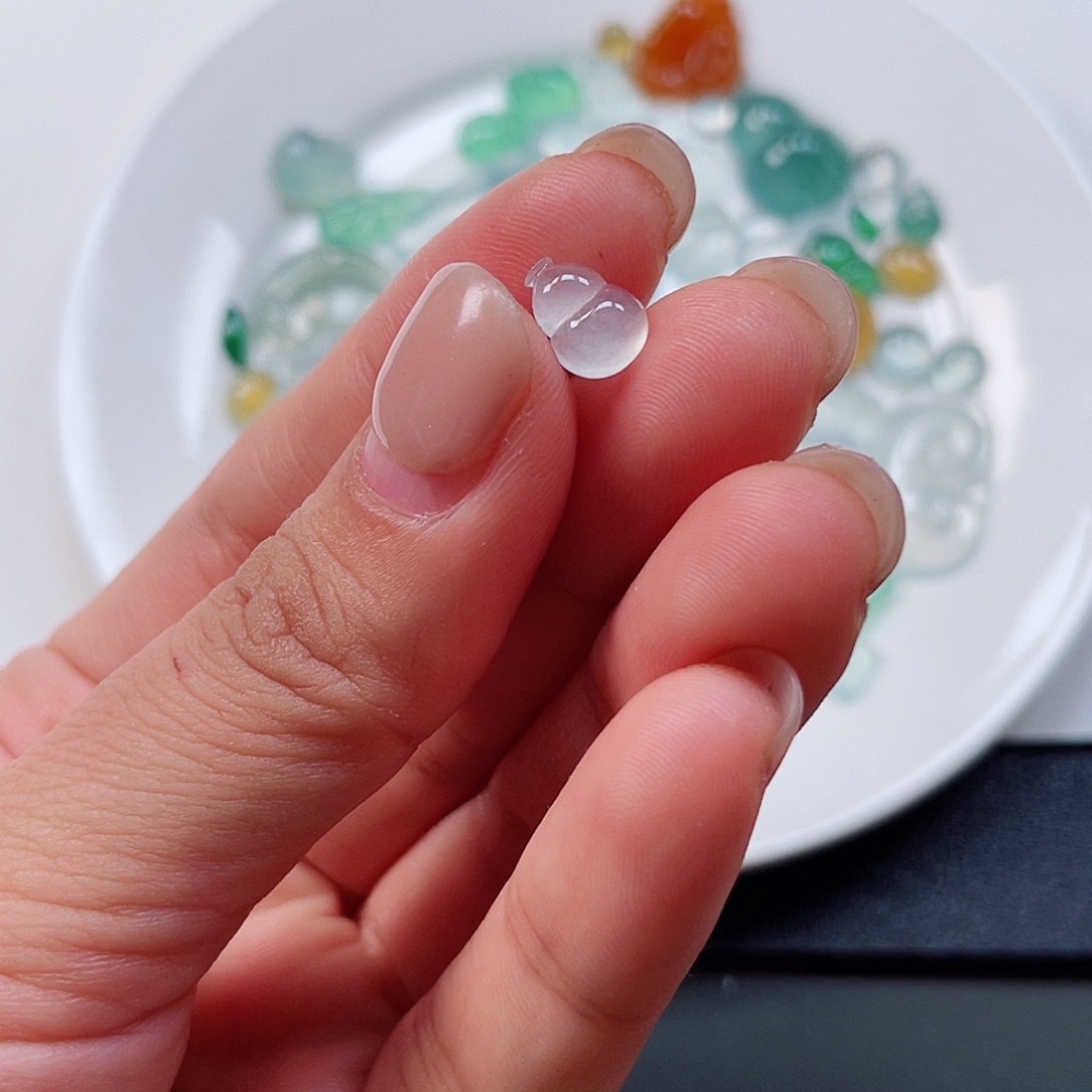 翡翠裸石纯天然A货缅甸翡翠