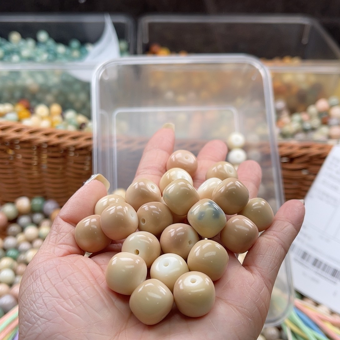 白玉菩提吊坠一*A/14mm/20颗