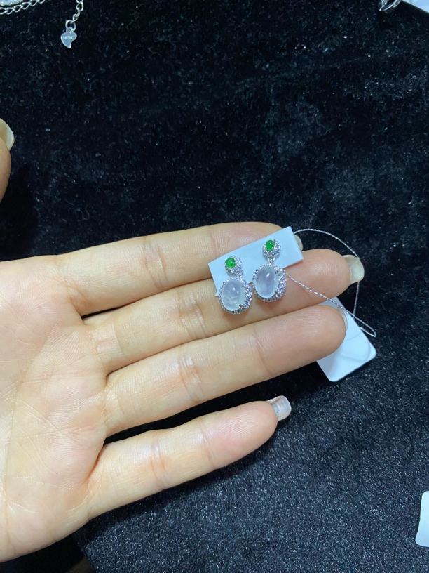 天然缅甸翡翠白冰耳坠