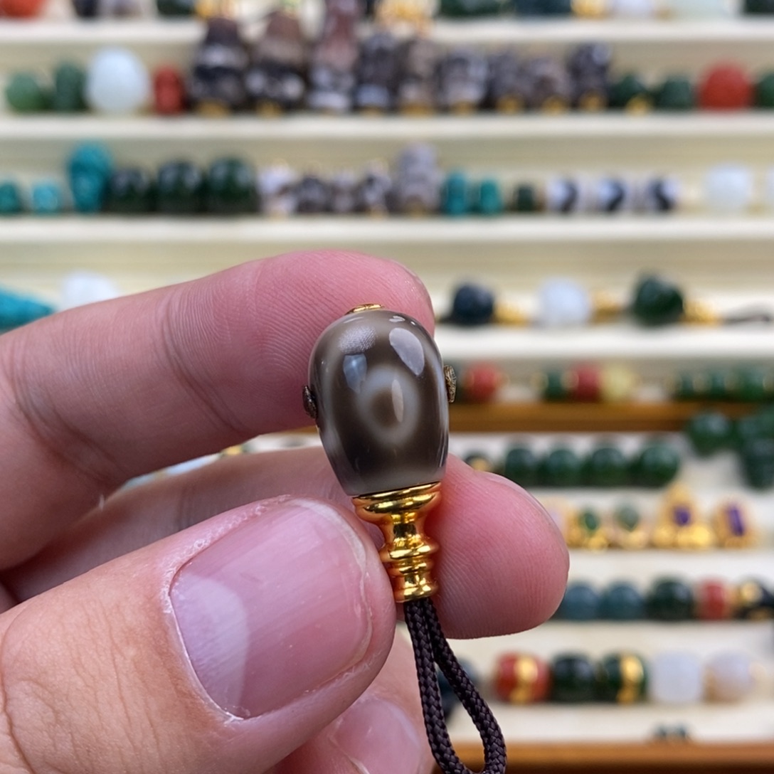 玛瑙/玉髓颈饰18K金镶嵌