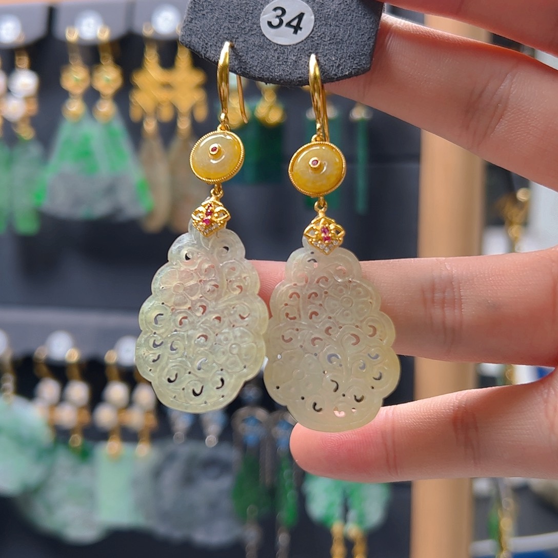 未镶嵌翡翠耳饰翡翠