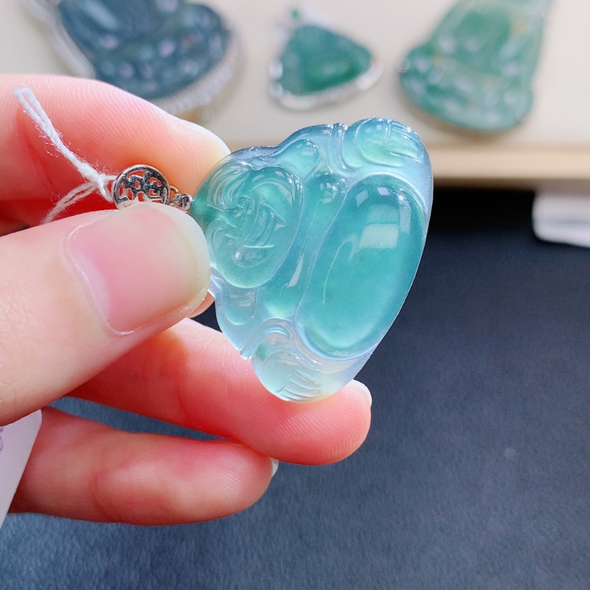 【闪购商品】翡翠颈饰未镶嵌翡翠