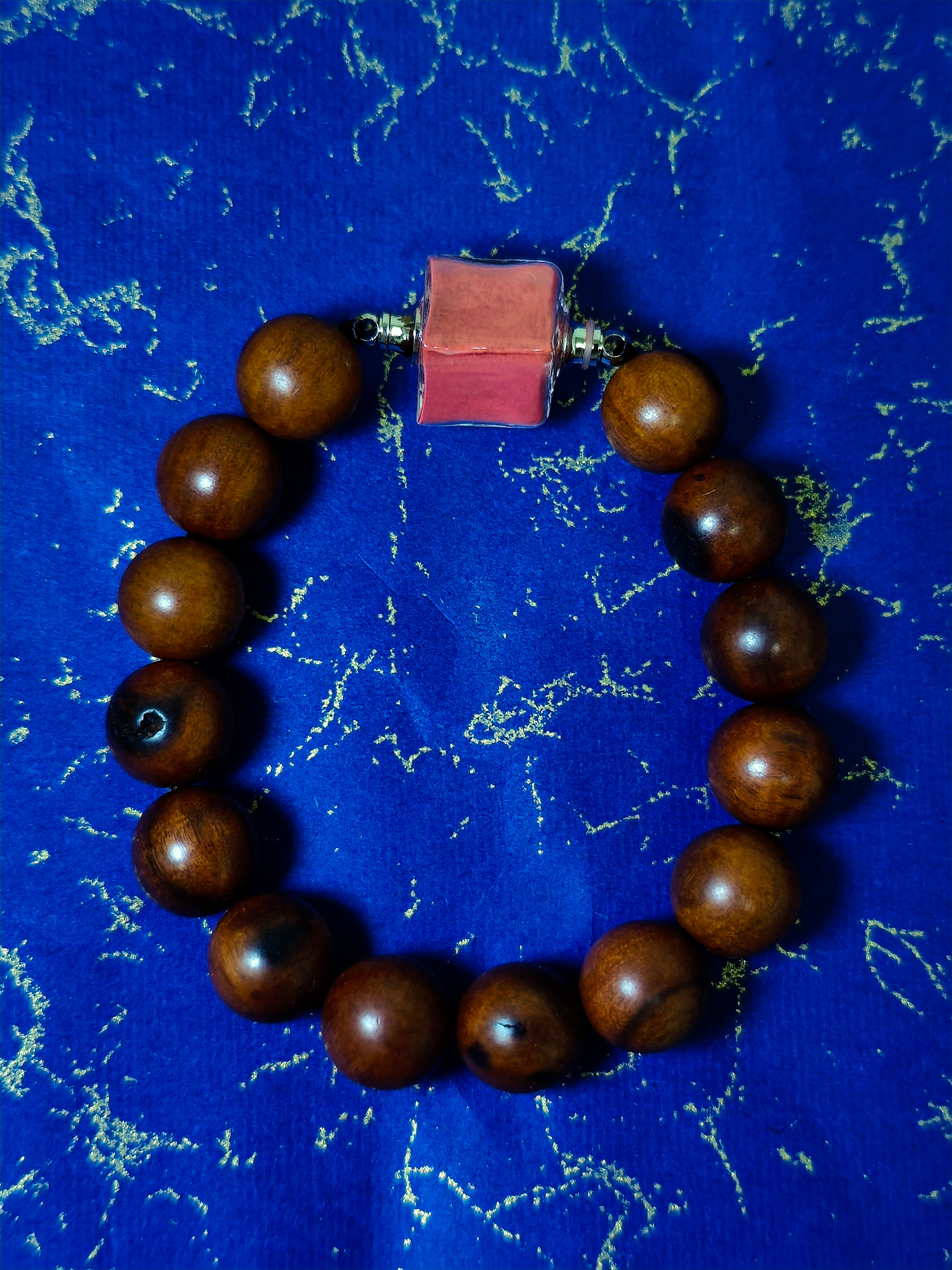 杨大胆木制同款雷枣串，女款，漂亮的小饰品