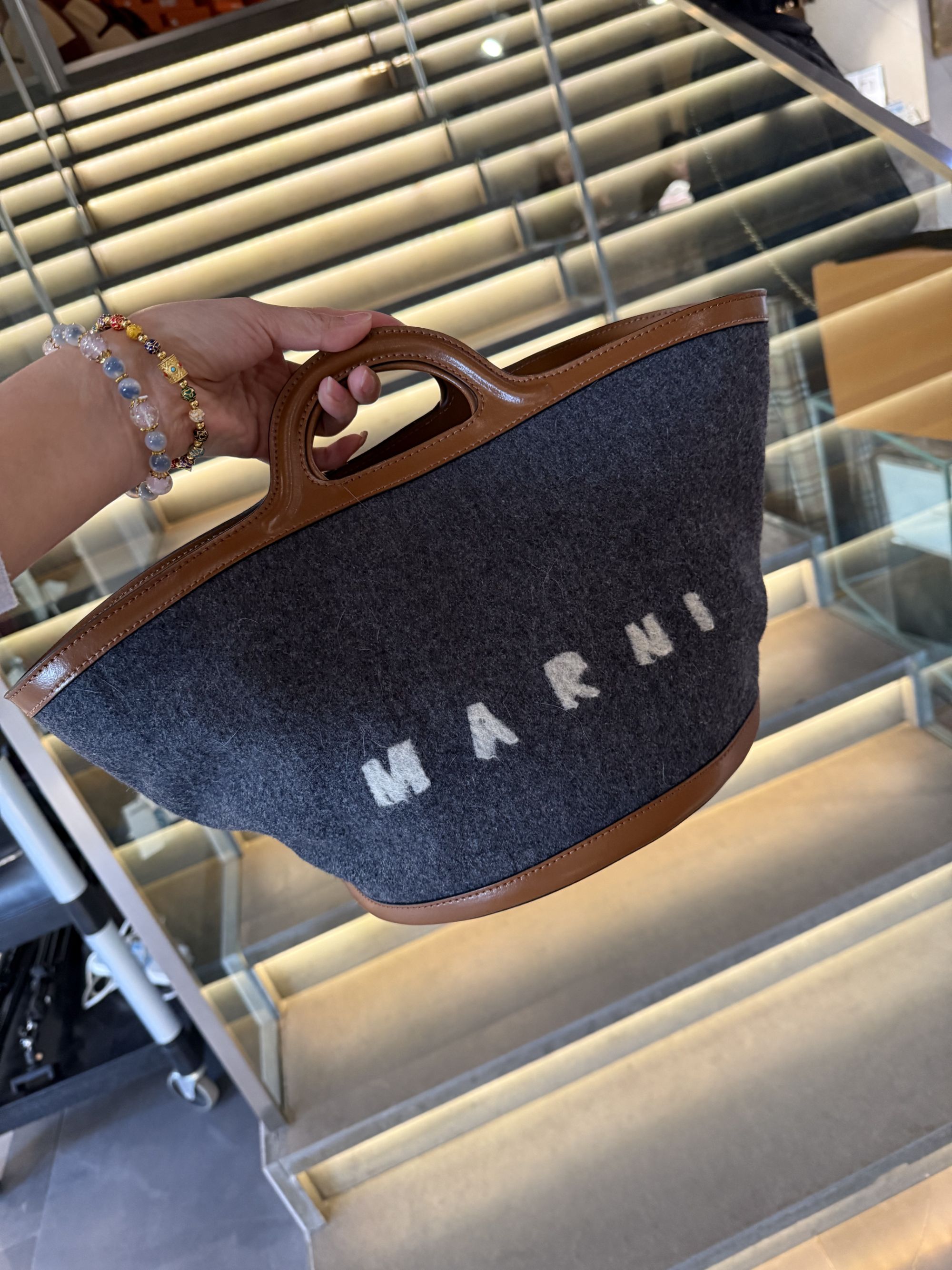 95新 MARNI 帝爵奢品/95新/MARNI/毛尼菜篮子