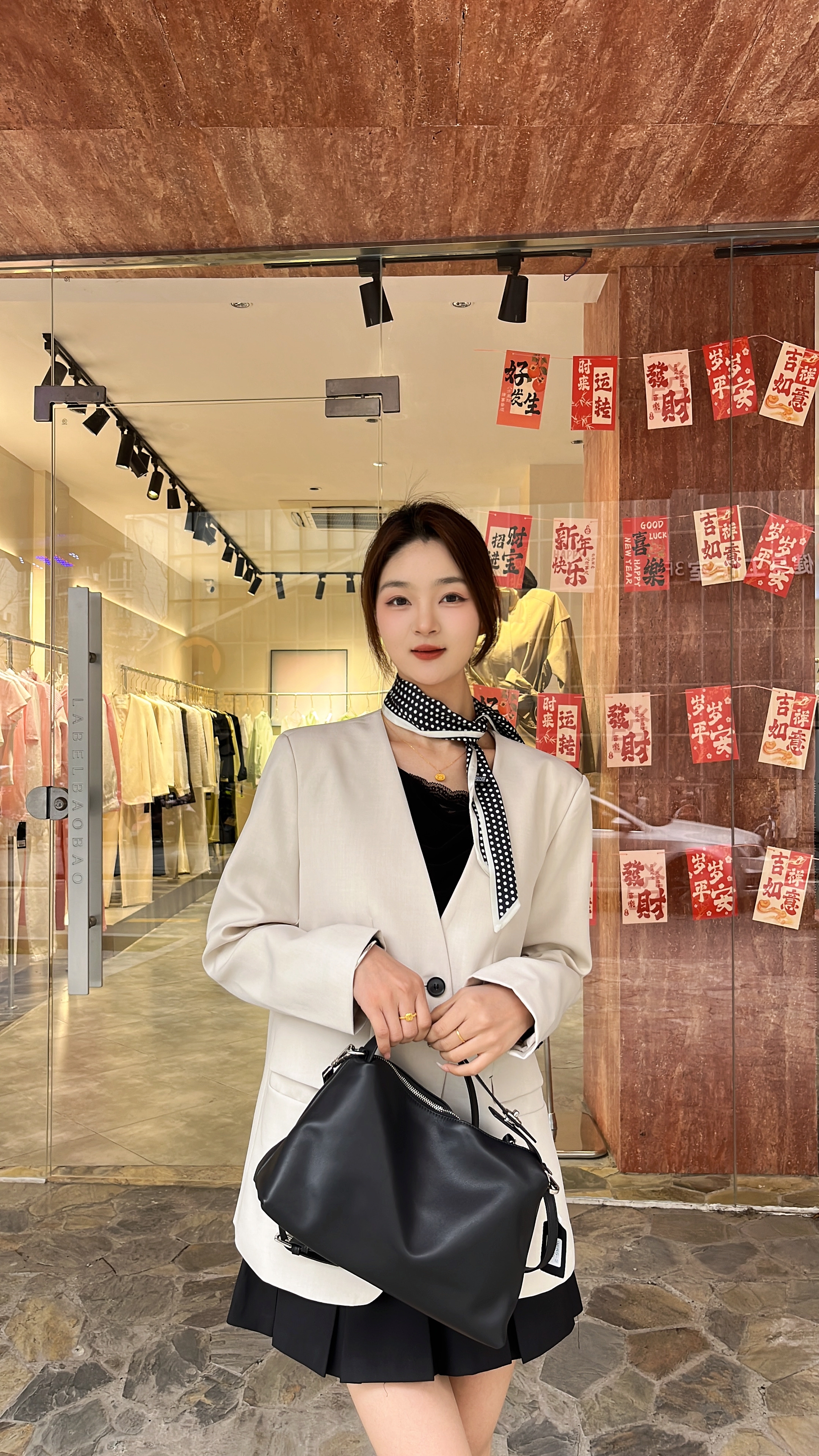 女高级感西装外套自带丝巾