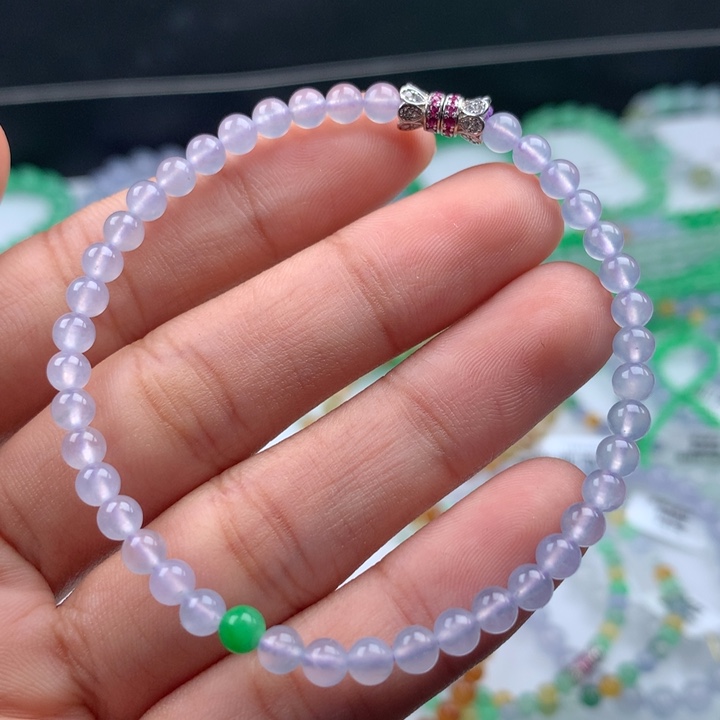 翡翠手镯未镶嵌卡