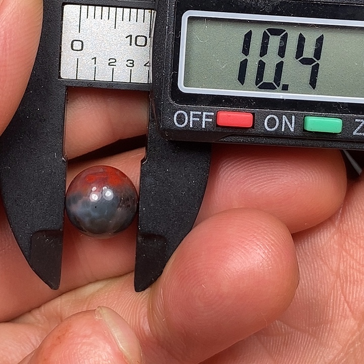 南红玛瑙未镶嵌挂件