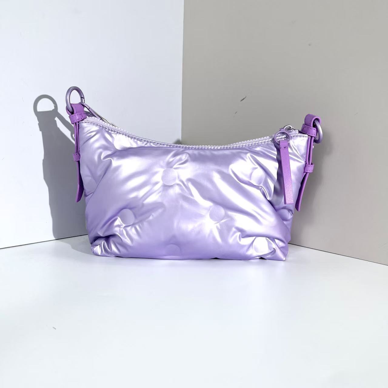 80151166紫罗兰色M女士单肩手提包