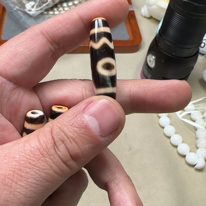 柏香籽/百香籽吊坠黑色6036