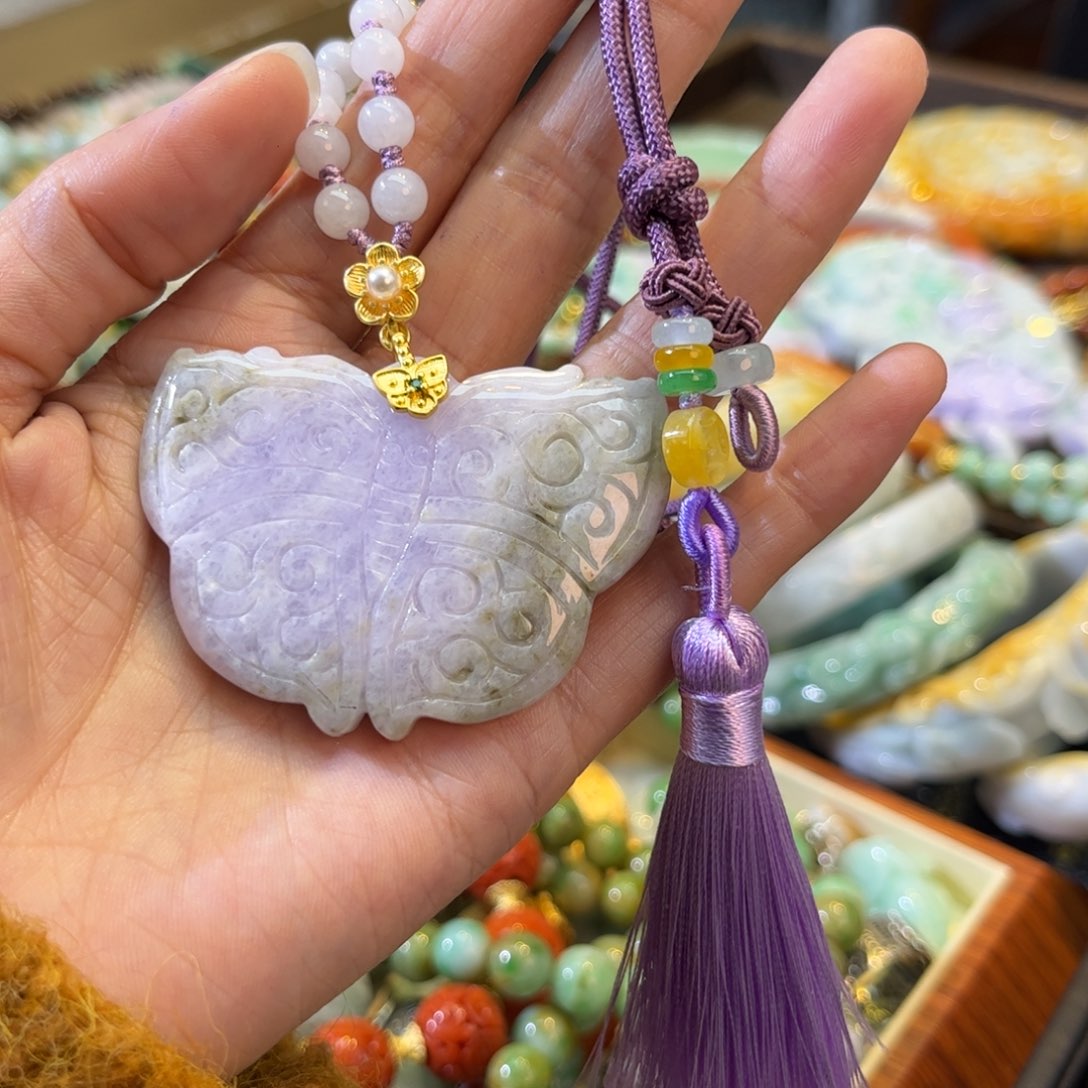 翡翠颈饰未镶嵌待编款