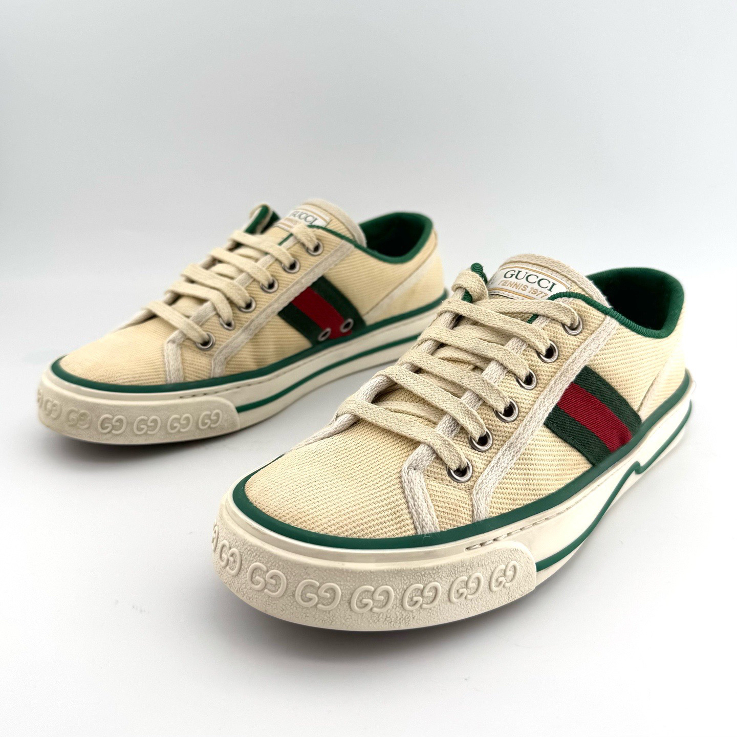 95新 GUCCI/古驰 37码 经典1977小黄油板鞋 D0970