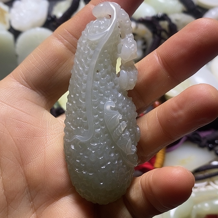 和田玉未镶嵌挂件