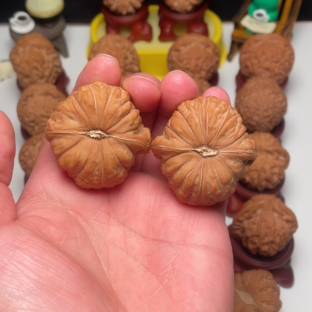 文玩核桃吊坠南瓜