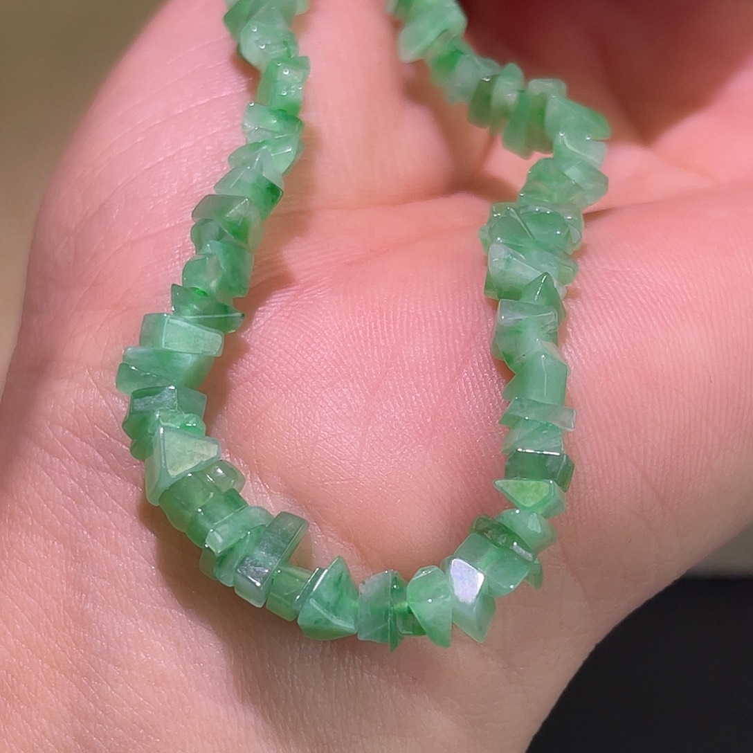 定制翡翠未镶嵌手串