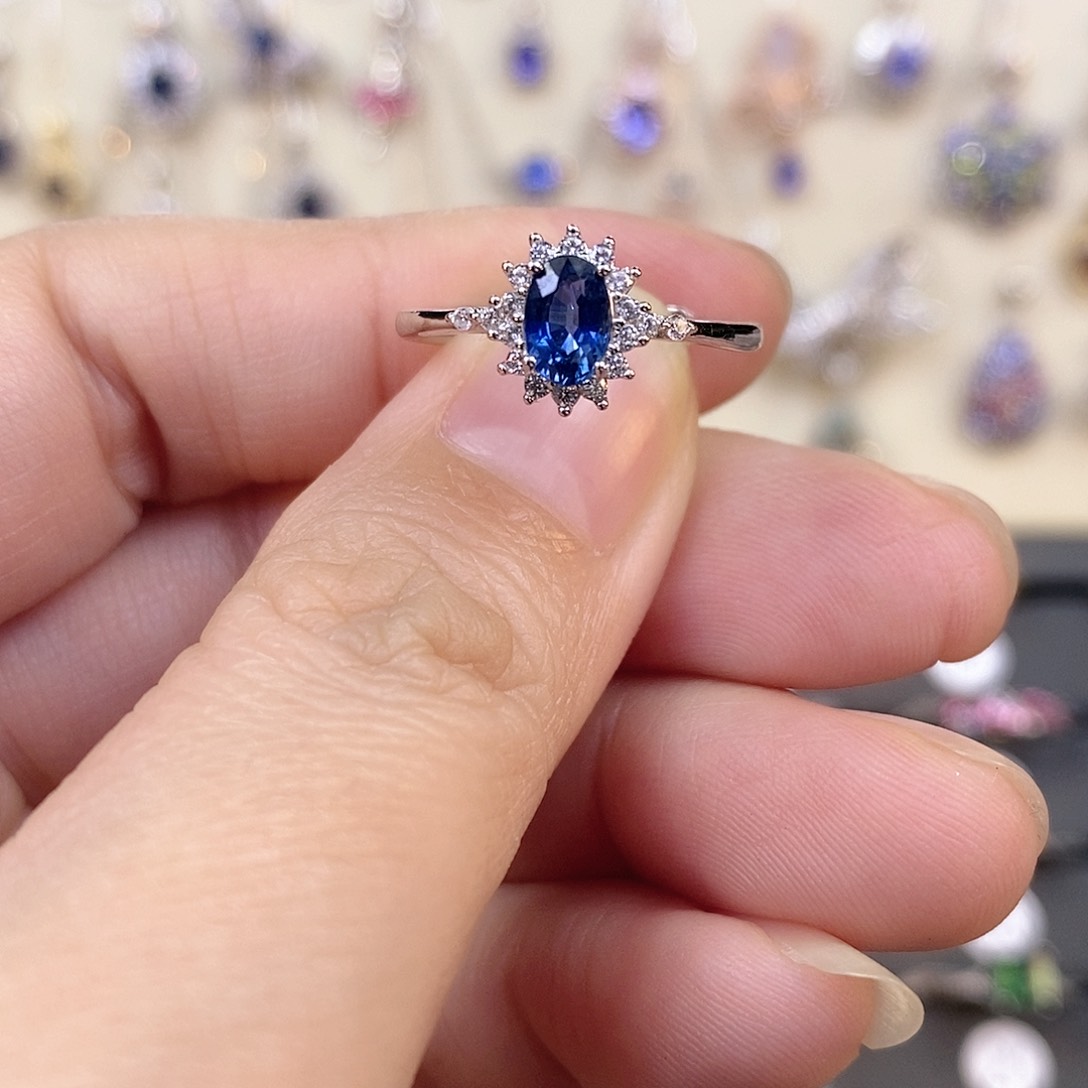 蓝宝石戒指银S925镶嵌