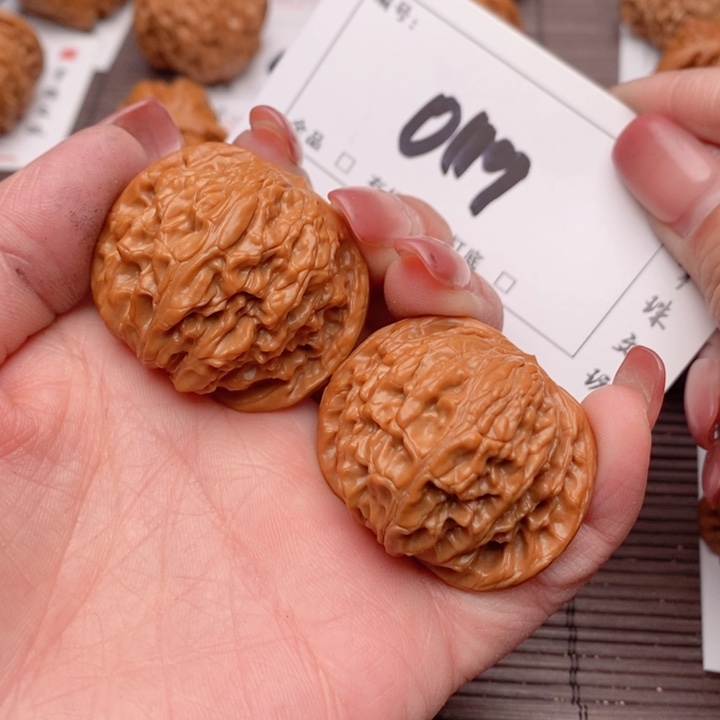 文玩核桃吊坠39磨盘正磨0119