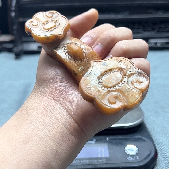 和田玉（糖玉）未镶嵌挂件