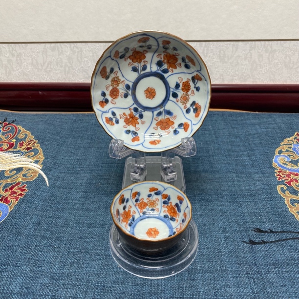 清康熙外酱釉内青花矾红描金杯碟C20/古玩/KC20250214011