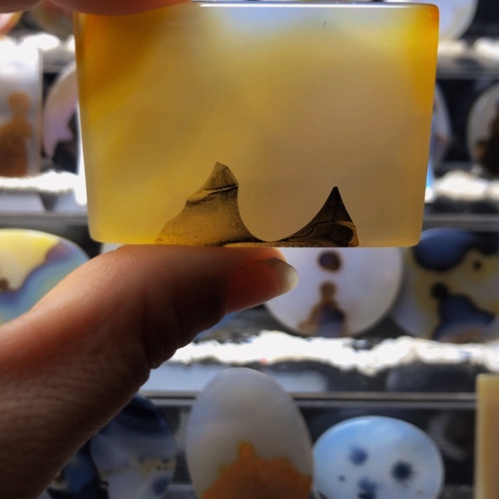 合金玛瑙/玉髓珠宝奇石118