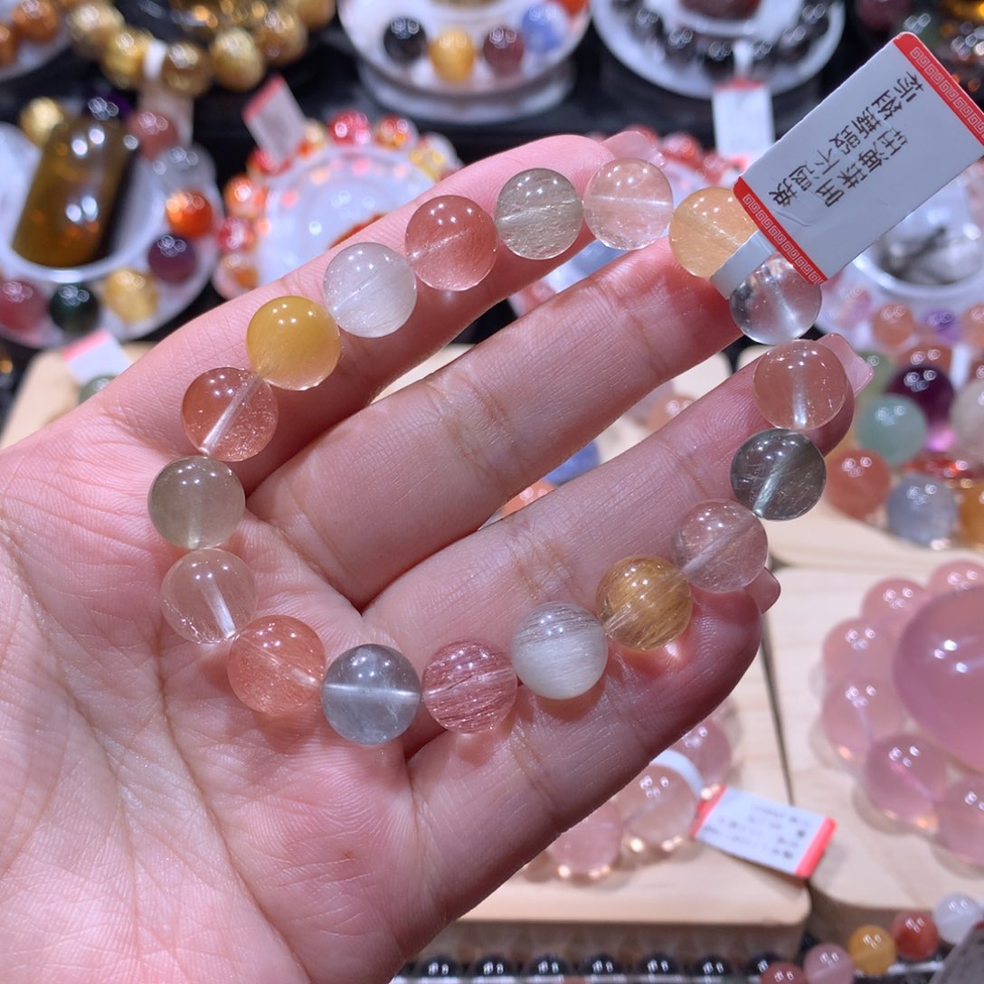 水晶未镶嵌手链透闪拉丝彩兔毛手链10左右
