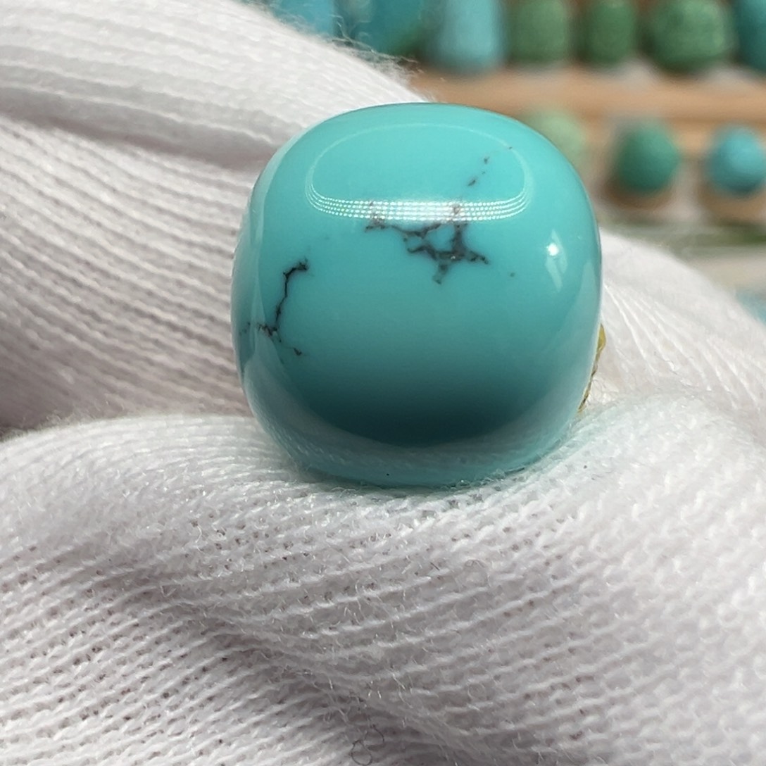 绿松石配饰未镶嵌