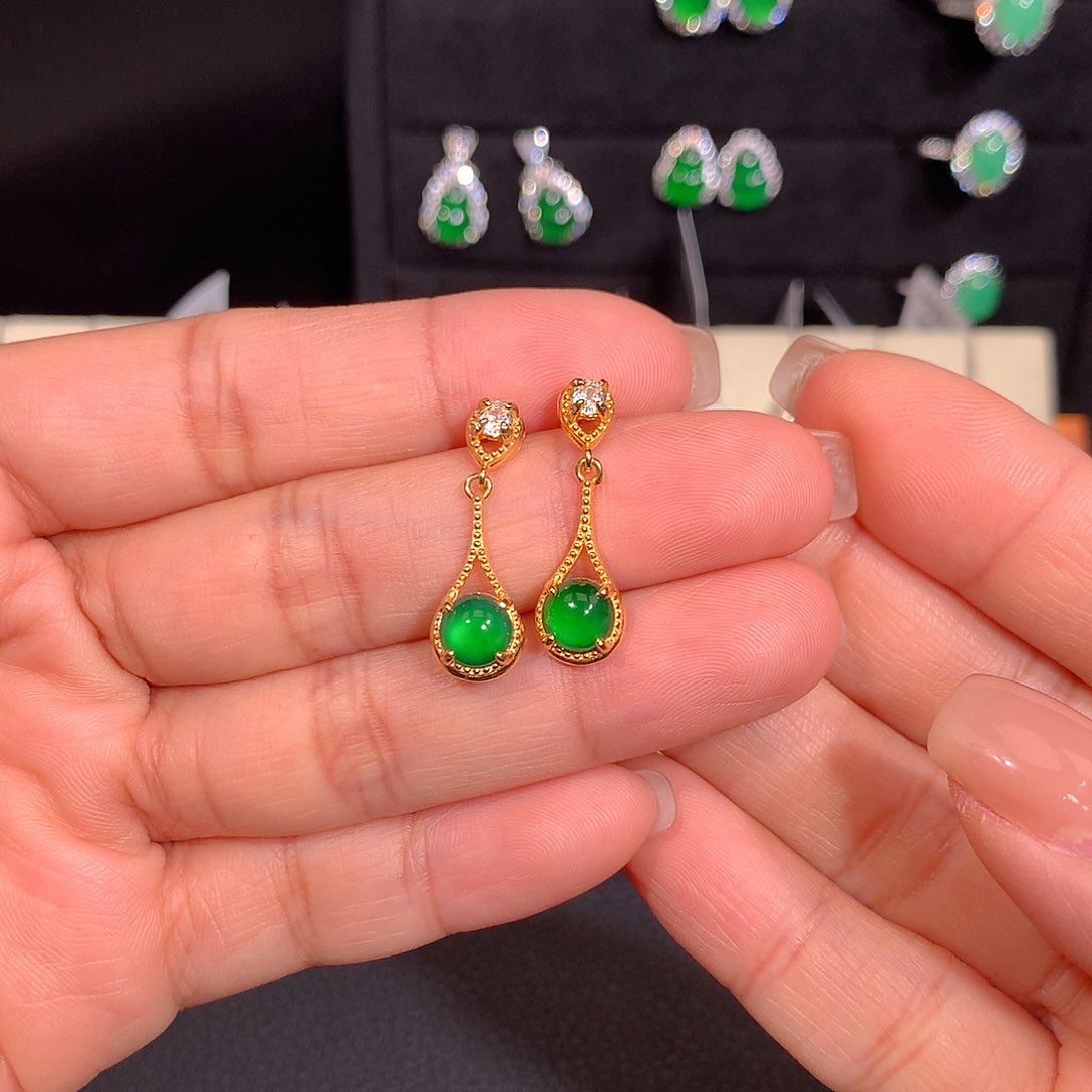 翡翠耳饰银S925镶嵌多样性
