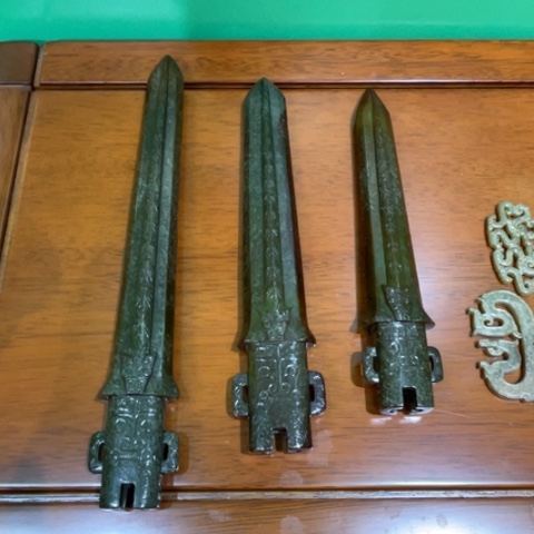 和田玉颈饰未镶嵌上**水