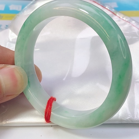 翡翠手镯未镶嵌0383号
