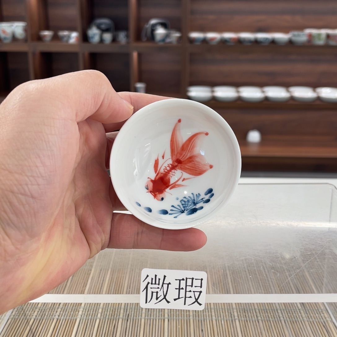 釉下手绘茶具微瑕