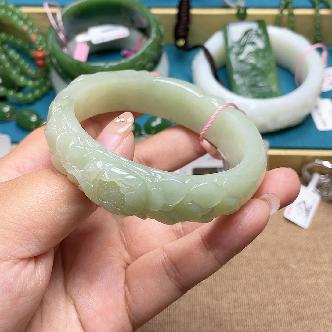 【闪购商品】和田玉手镯5960圈口58未镶嵌