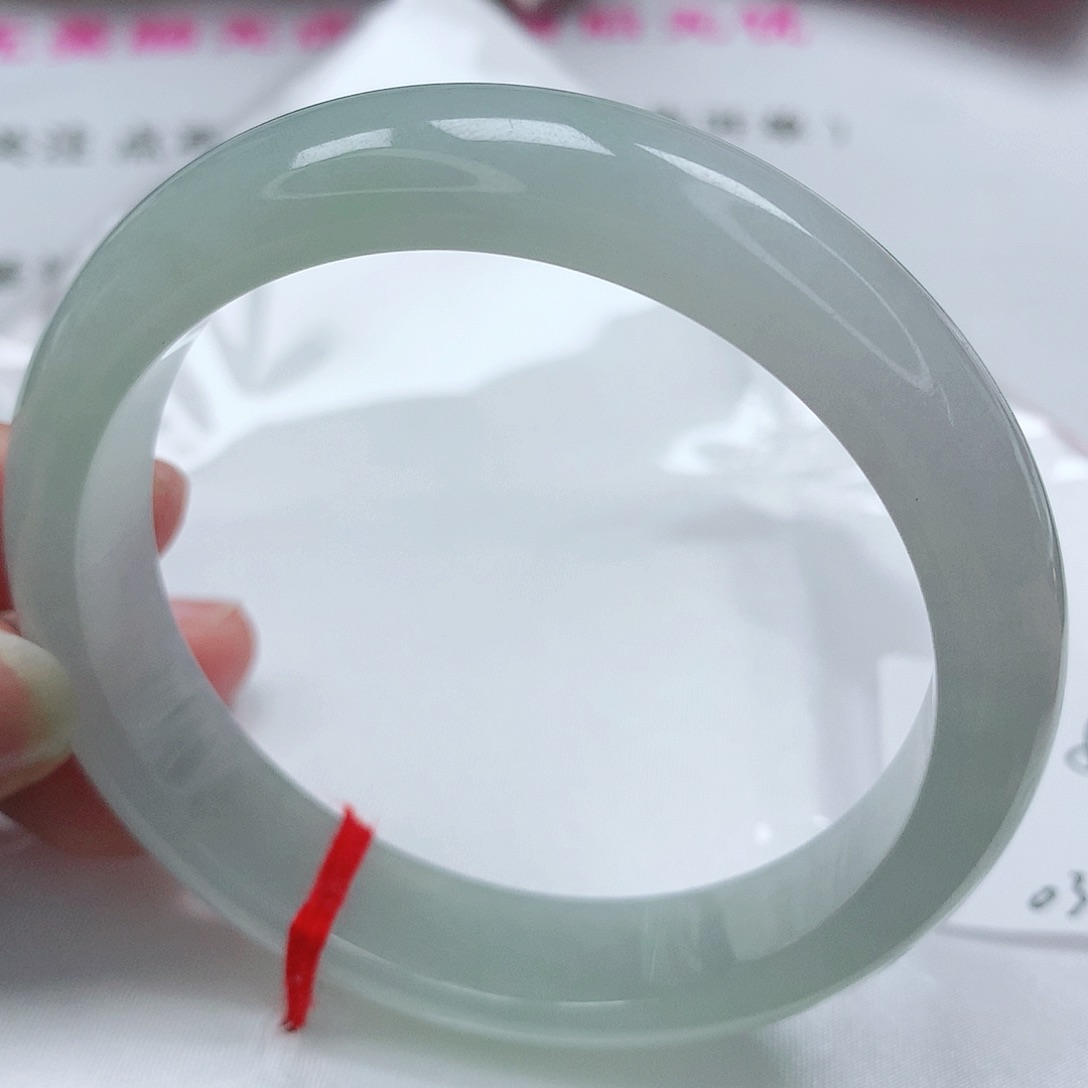 翡翠手镯未镶嵌缅甸天然A货翡翠