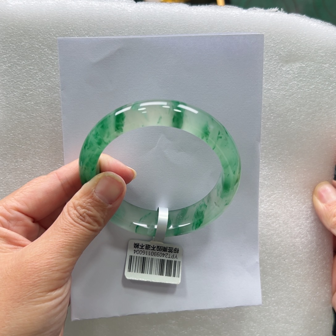 石英质玉手镯未镶嵌留*➕佳佳62