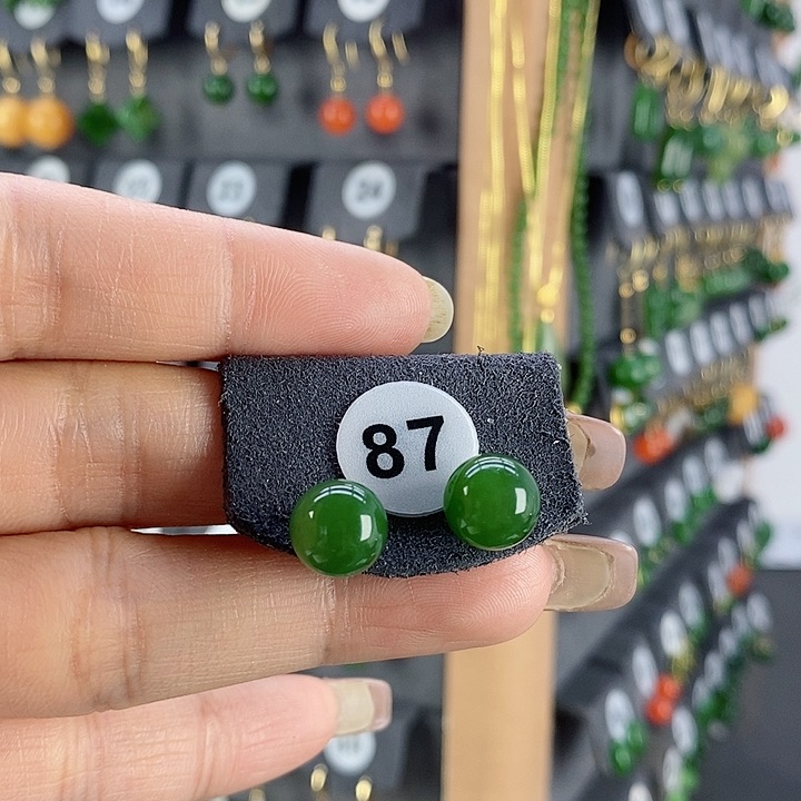 和田玉耳饰18K金镶嵌