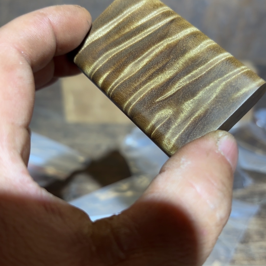 欢***生金丝楠木无事牌材料