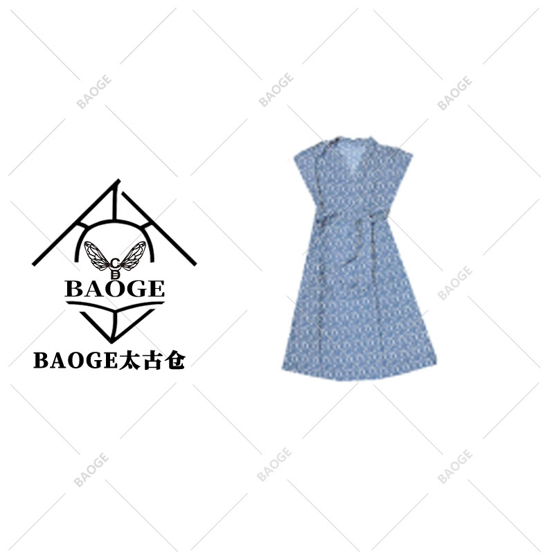 【奢品购宝哥家-M】新品时尚百搭气质显瘦V领短袖连衣裙Y-540