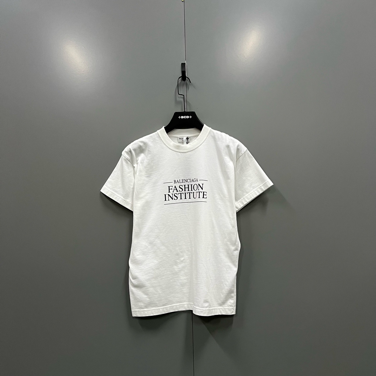 巴黎世家 白色印花短袖 XXS码/95新/公价4500/bc000900