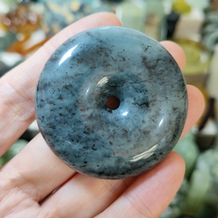 岫玉未镶嵌平安扣