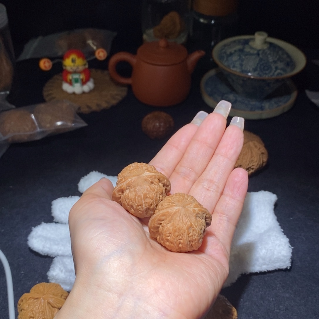 文玩核桃吊坠铁锤妹妹36