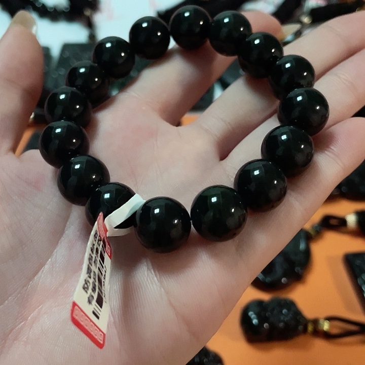 翡翠颈饰未镶嵌z***2翡翠吊坠