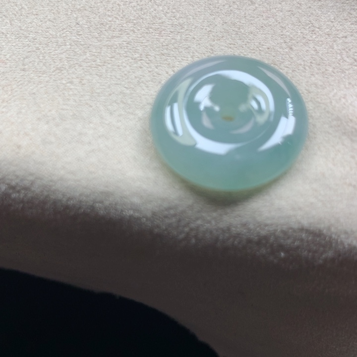 翡翠颈饰未镶嵌吊坠