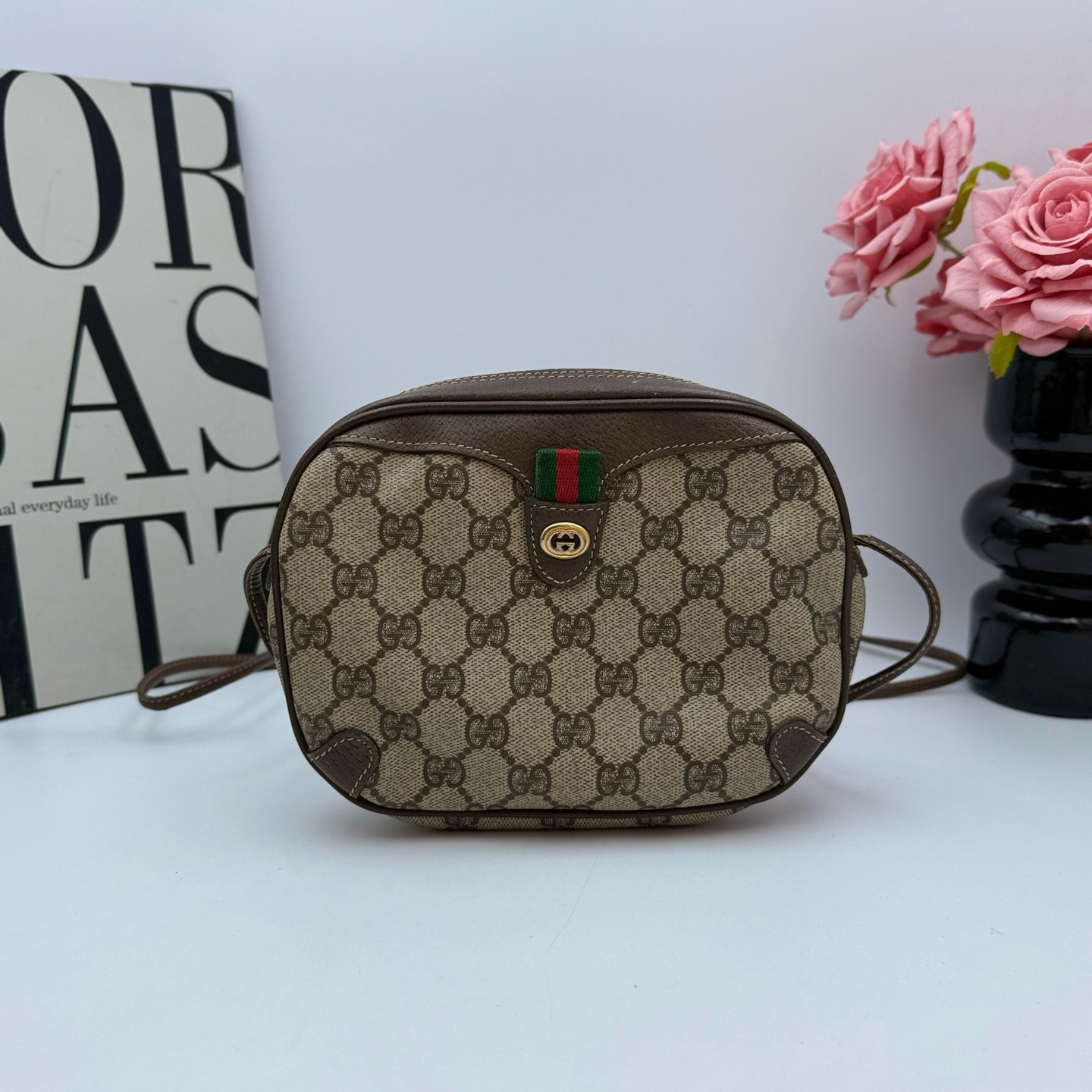 95新 GUCCI/古驰 古驰/Gucci xy 7174 PVC 老花斜挎相机包18x13