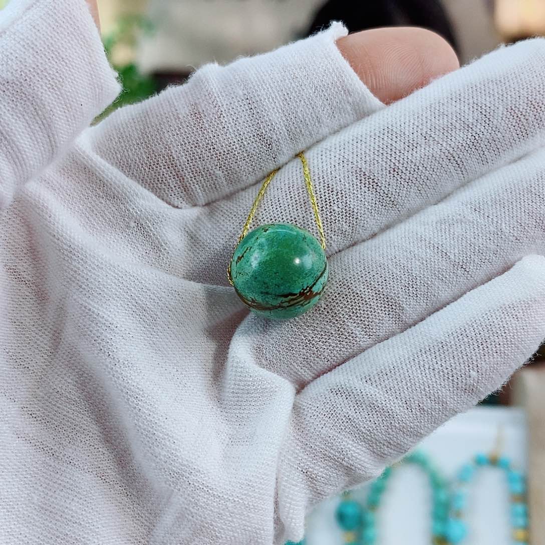 未镶嵌绿松石珠宝奇石