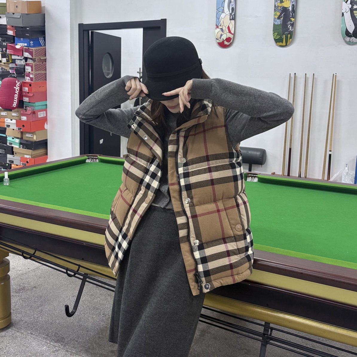 99新 BURBERRY/博柏利 格纹羽绒马甲 M码 ys000121