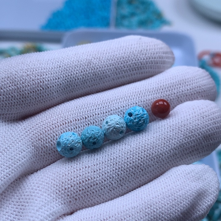 南红玛瑙未镶嵌珠宝奇石