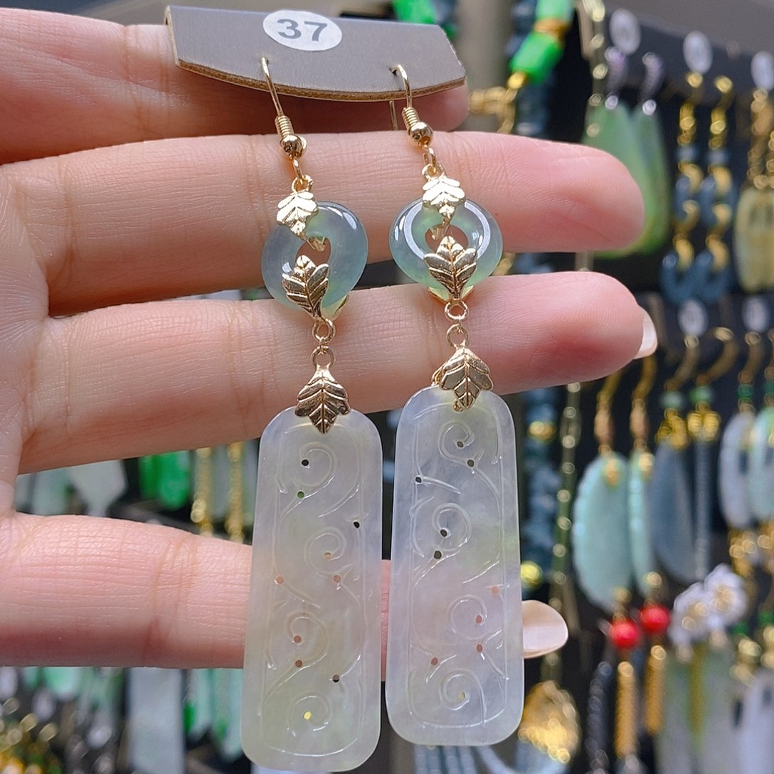 未镶嵌翡翠耳饰翡翠