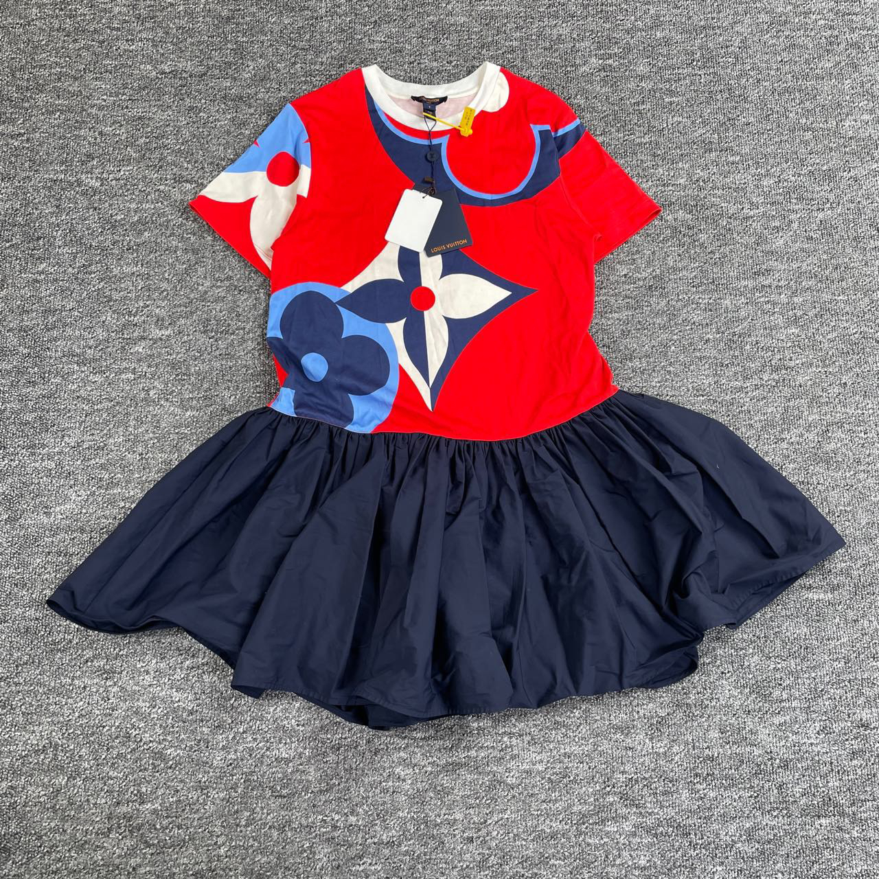 全新未使用 LouisVuitton/路易威登 6716短袖连衣裙/S码/全新带吊