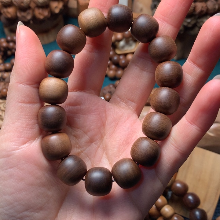 檀香木手串/手链老山檀香1.3*1.4横纹