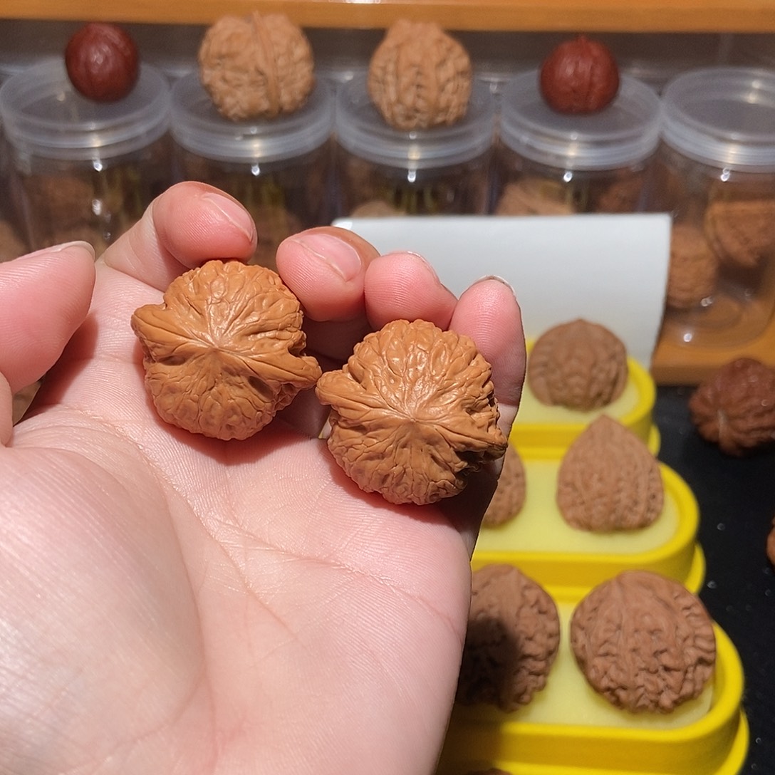 文玩核桃吊坠34铁锤妹妹